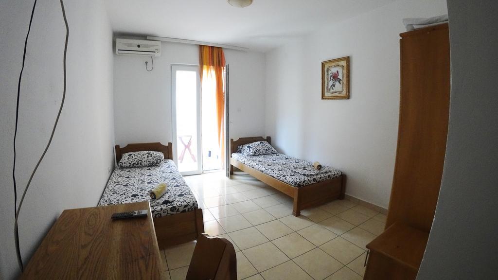 Guesthouse Sun Hostel Budva Exterior foto