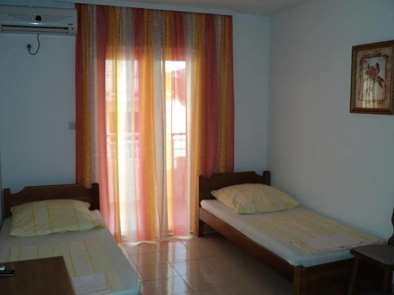 Guesthouse Sun Hostel Budva Exterior foto