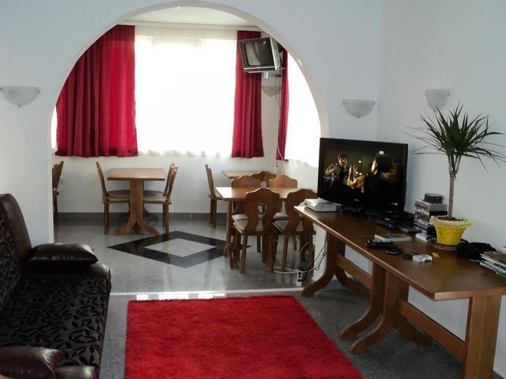 Guesthouse Sun Hostel Budva Exterior foto